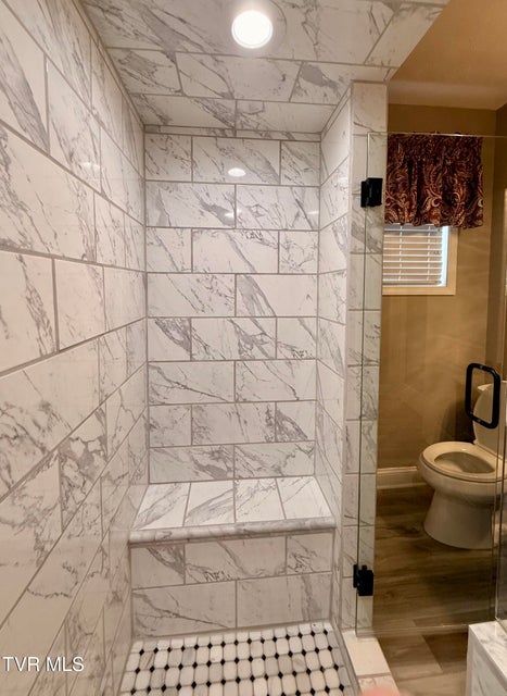 Photo #55: 16540 Tazewell Street