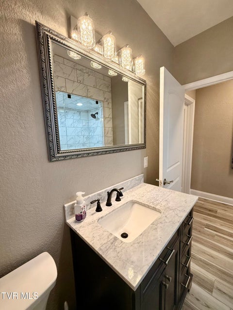 Photo #58: 16540 Tazewell Street