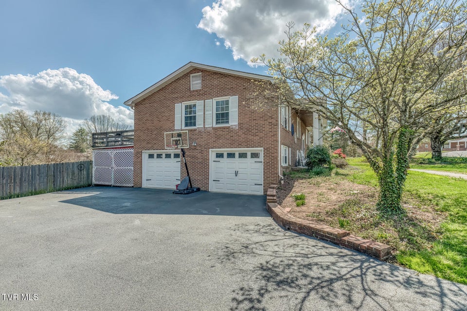 Photo #52: 2200 Camelot Circle