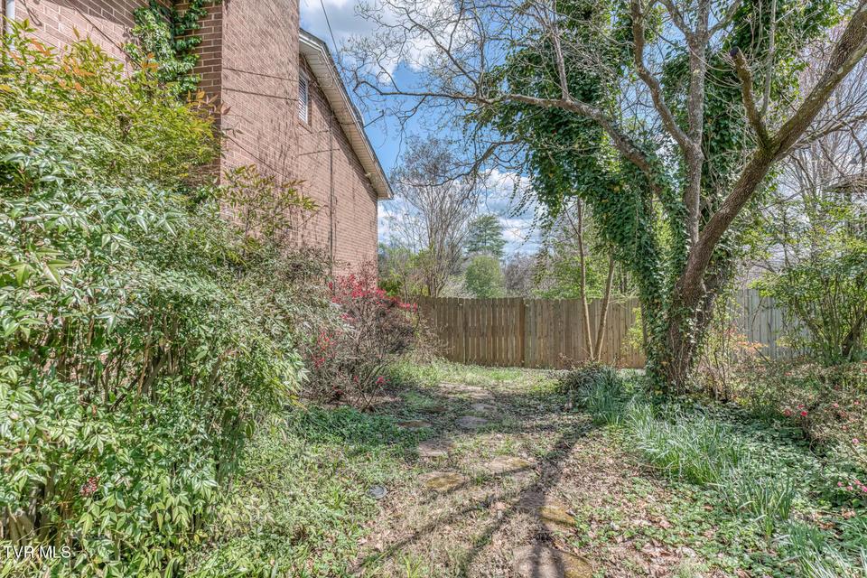 Photo #48: 2200 Camelot Circle