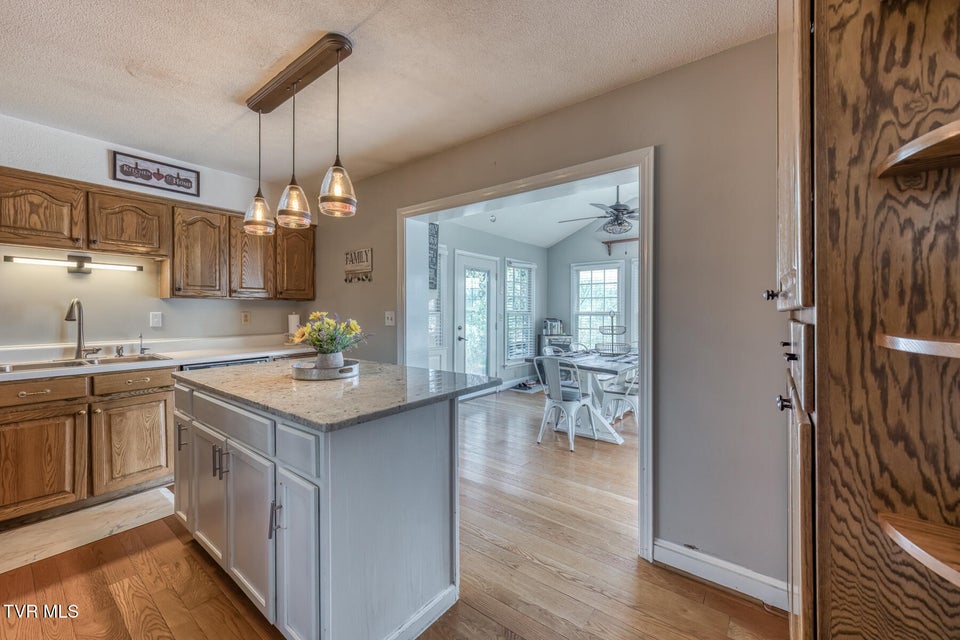 Photo #9: 2200 Camelot Circle