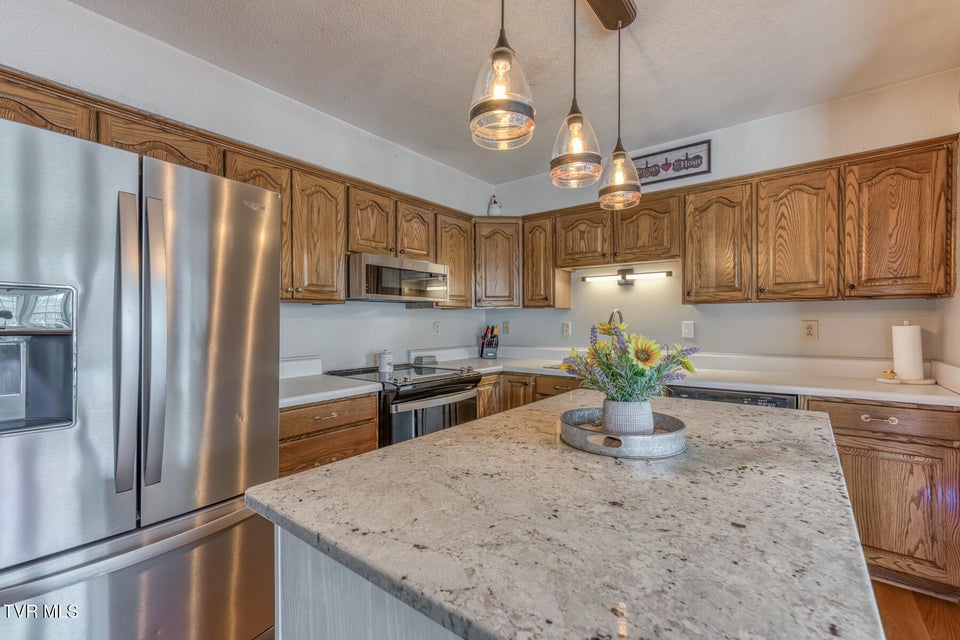 Photo #10: 2200 Camelot Circle