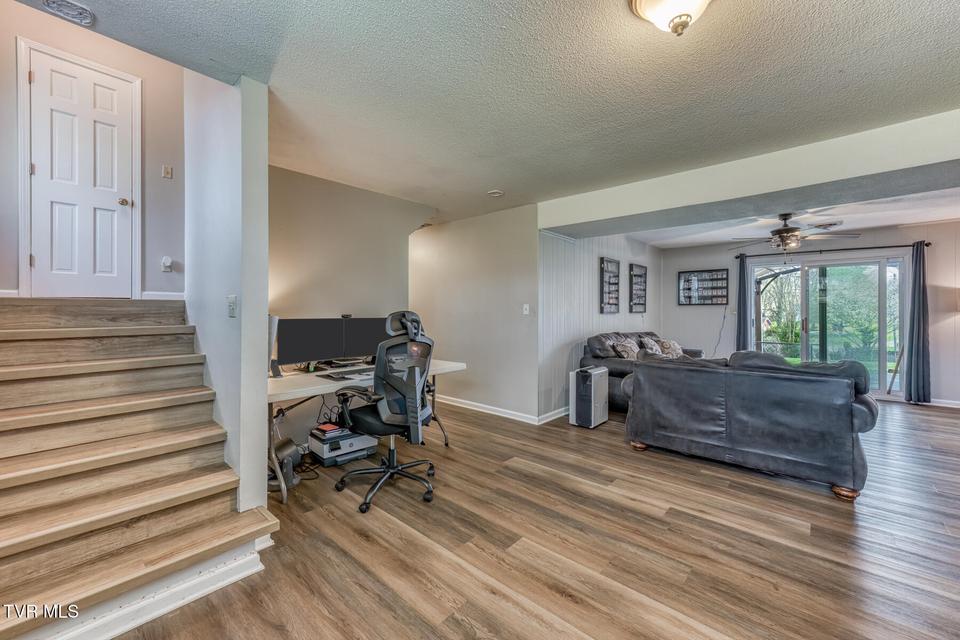 Photo #26: 2200 Camelot Circle