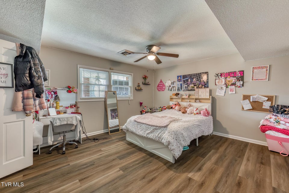 Photo #29: 2200 Camelot Circle