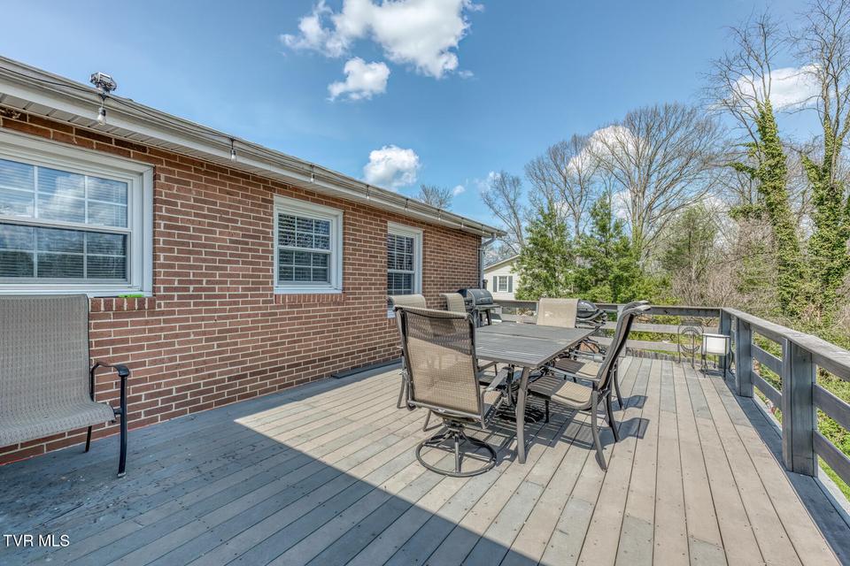 Photo #33: 2200 Camelot Circle