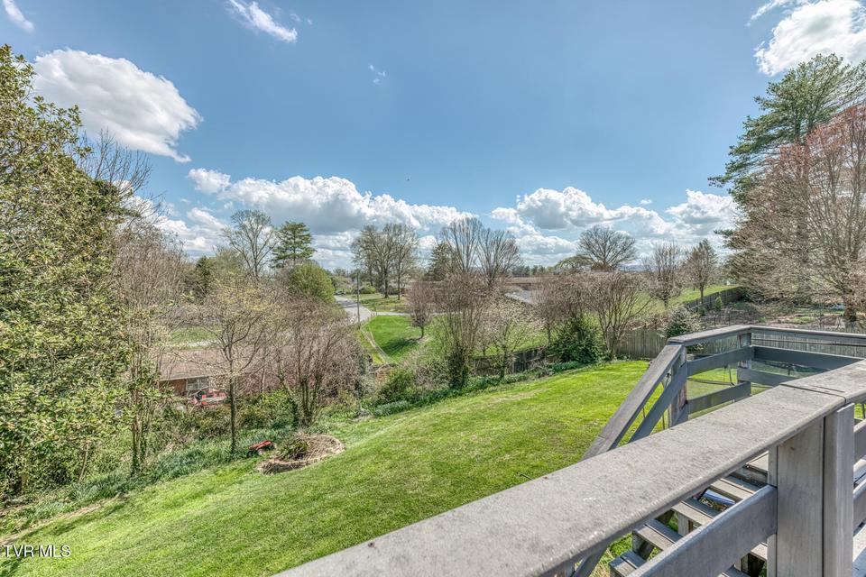 Photo #36: 2200 Camelot Circle