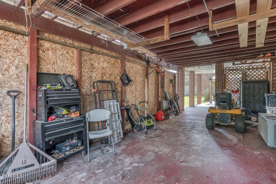 Photo #41: 2200 Camelot Circle