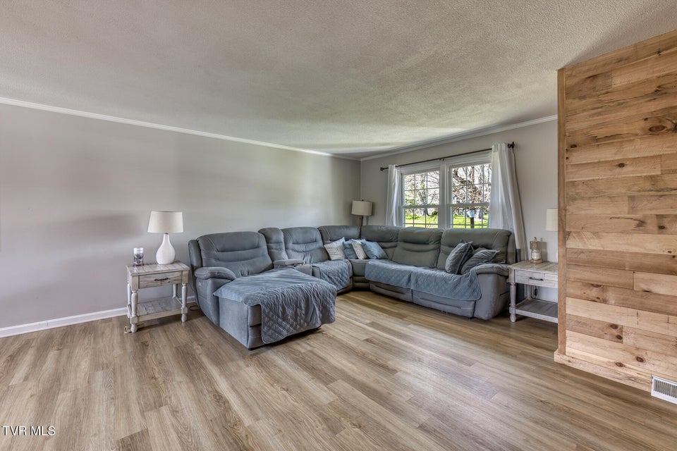 Photo #43: 2200 Camelot Circle