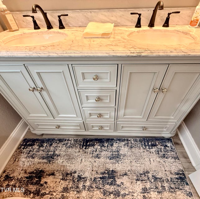 Photo #66: 16540 Tazewell Street