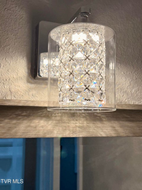 Photo #69: 16540 Tazewell Street