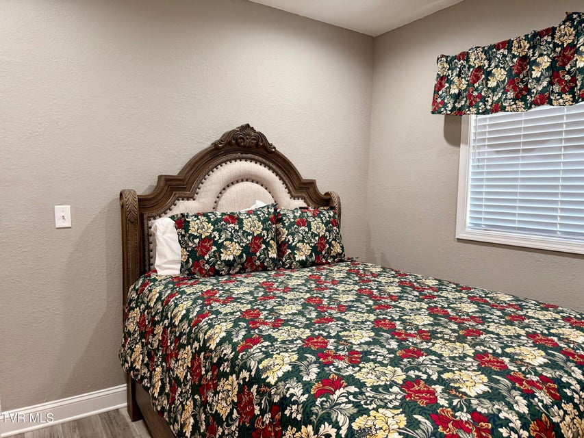 Photo #73: 16540 Tazewell Street