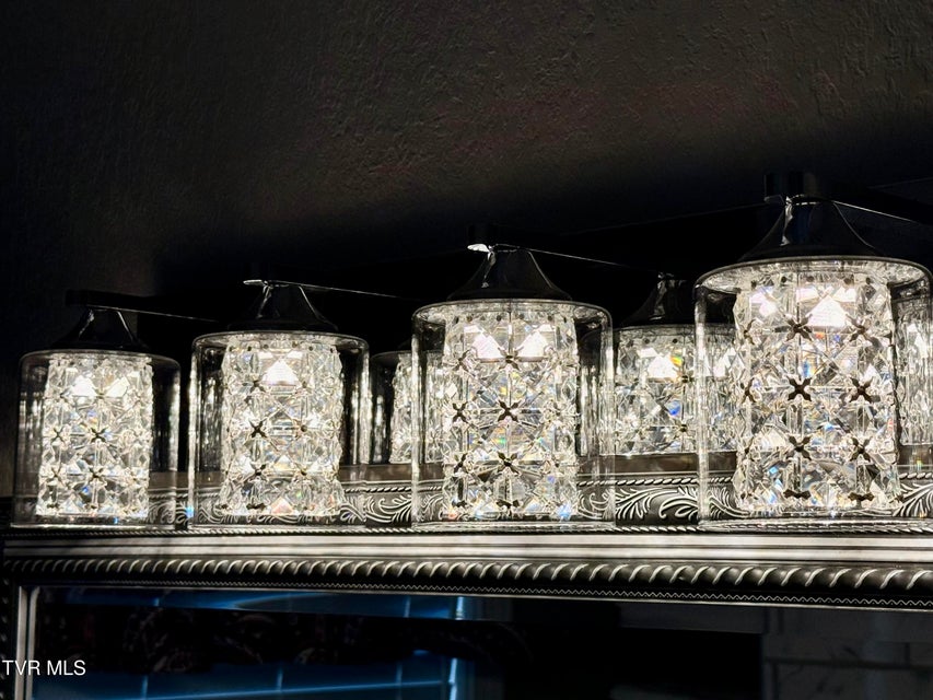 Photo #77: 16540 Tazewell Street