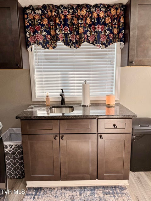 Photo #86: 16540 Tazewell Street