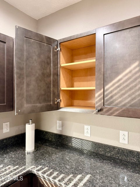 Photo #78: 16540 Tazewell Street