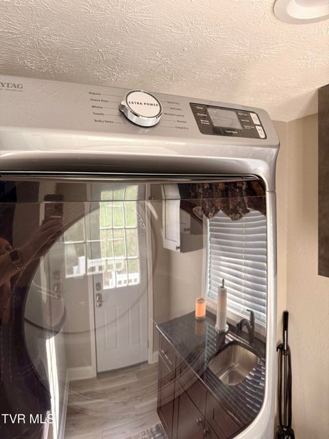 Photo #92: 16540 Tazewell Street