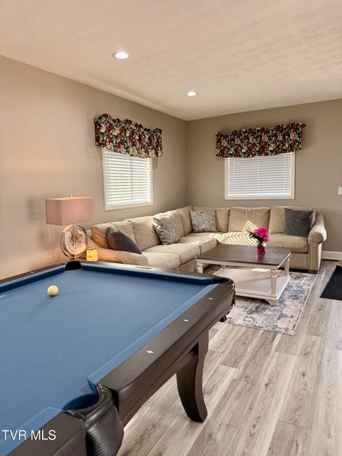 Photo #21: 16540 Tazewell Street