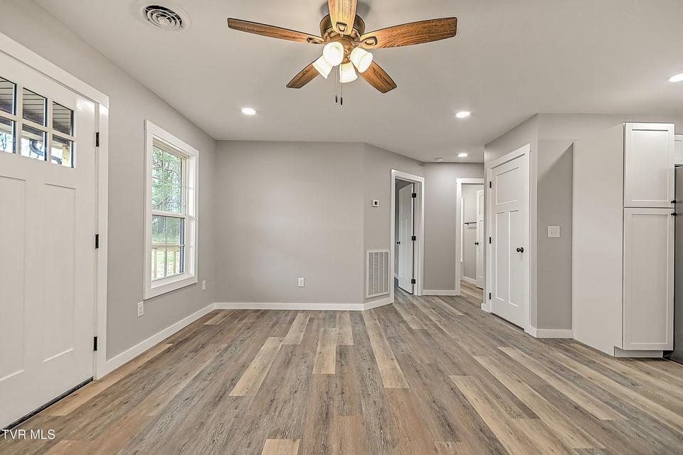 Photo #6: 6055 Newport Highway