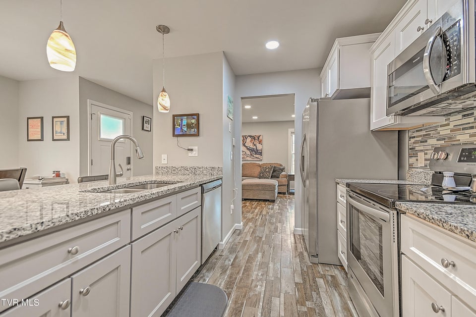 Photo #12: 1735 Southside Road