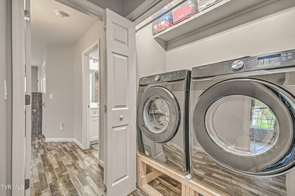 Photo #32: 1735 Southside Road