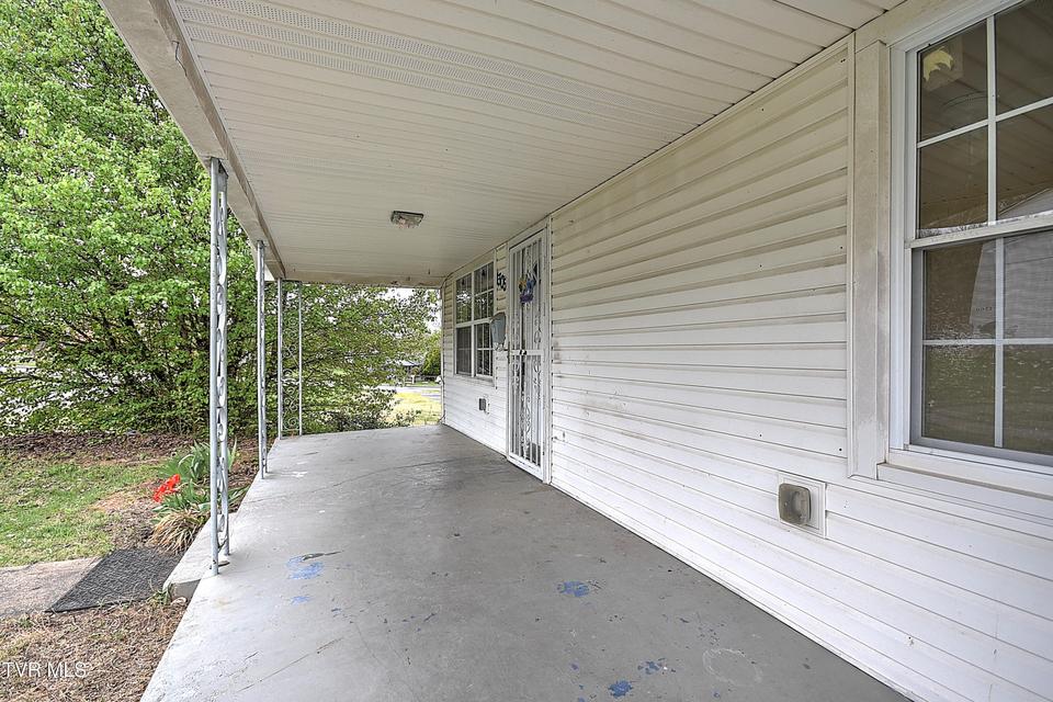 Photo #9: 1305 Saint Louis Street