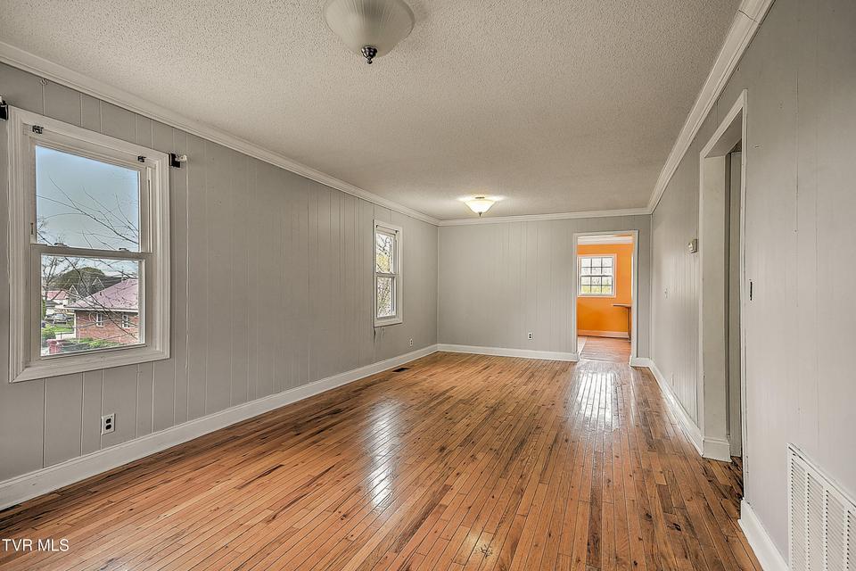 Photo #2: 1305 Saint Louis Street