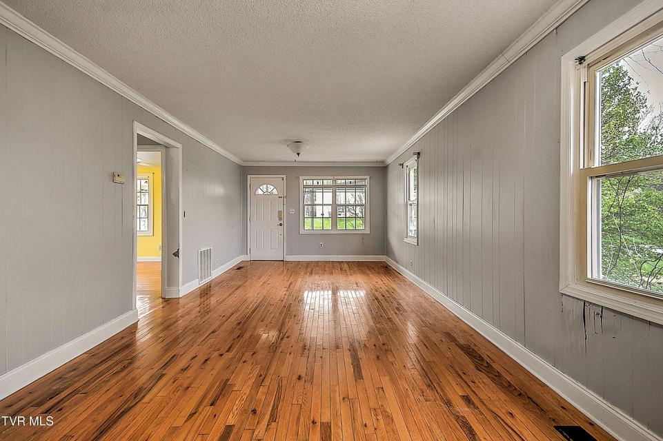 Photo #11: 1305 Saint Louis Street