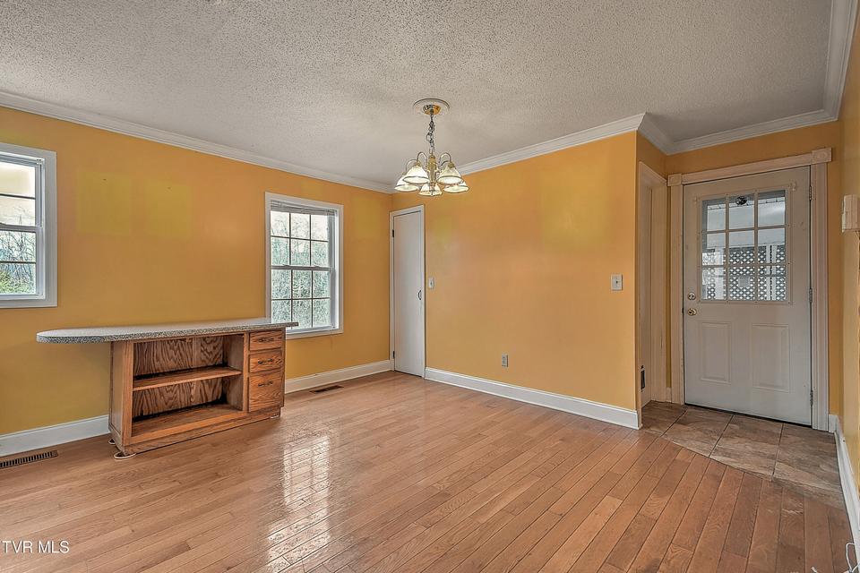 Photo #13: 1305 Saint Louis Street