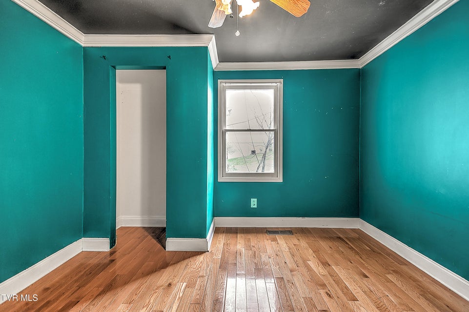 Photo #7: 1305 Saint Louis Street