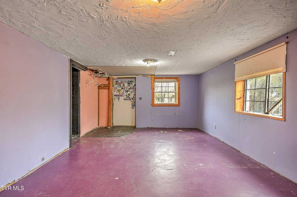 Photo #21: 1305 Saint Louis Street