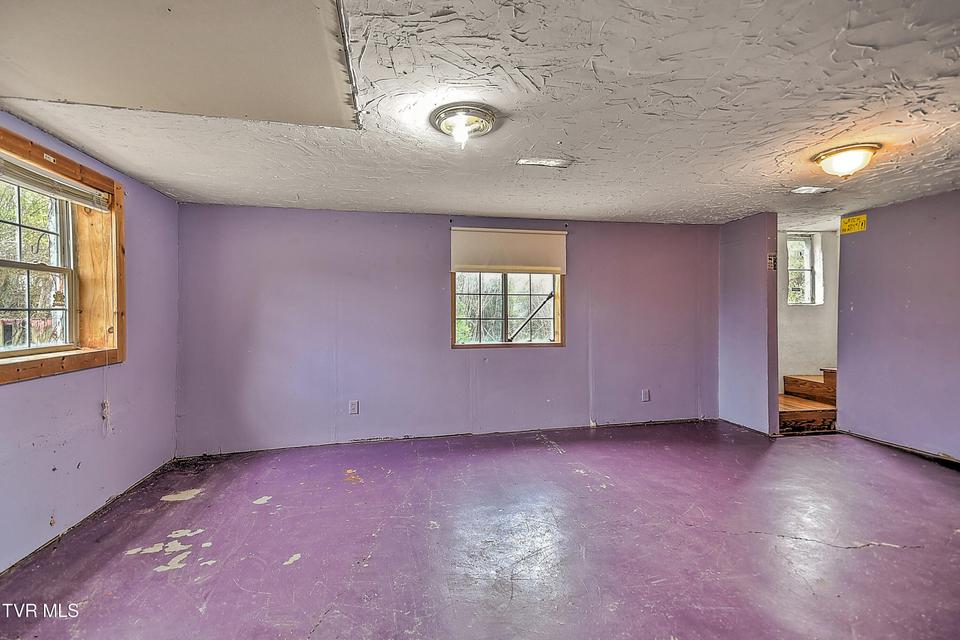 Photo #22: 1305 Saint Louis Street