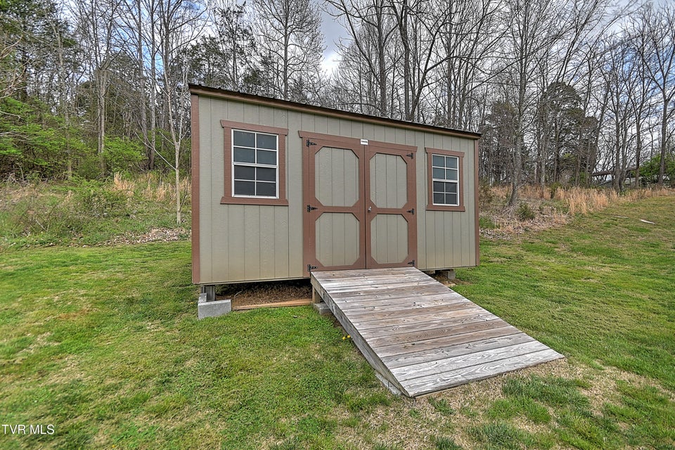 Photo #39: 1735 Southside Road