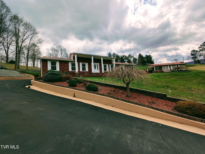 Photo #4: 218 7th Street