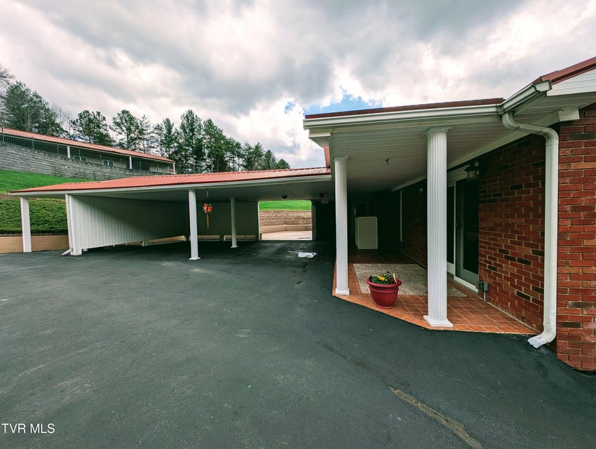 Photo #14: 218 7th Street