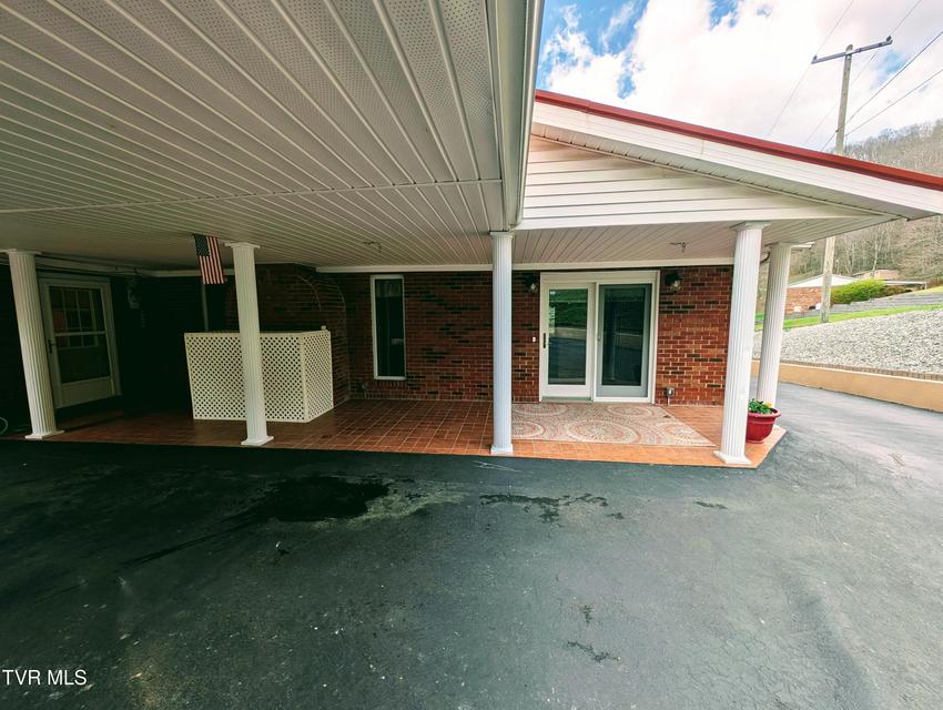 Photo #15: 218 7th Street