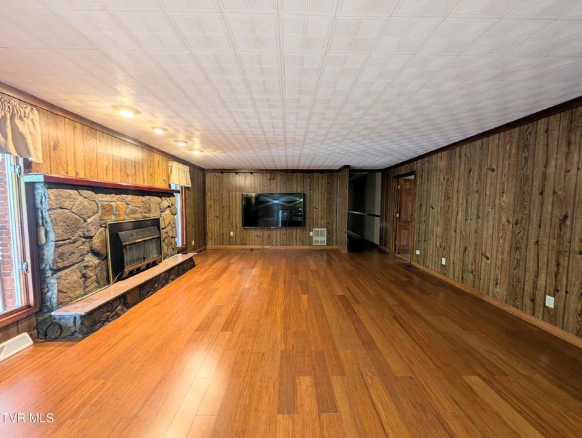 Photo #36: 218 7th Street