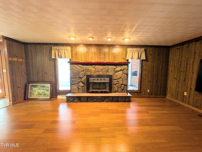 Photo #37: 218 7th Street