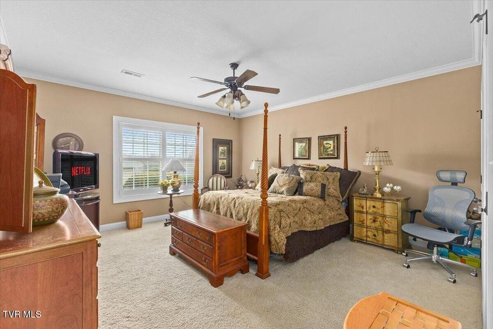 Photo #43: 216 Bridgewater Court