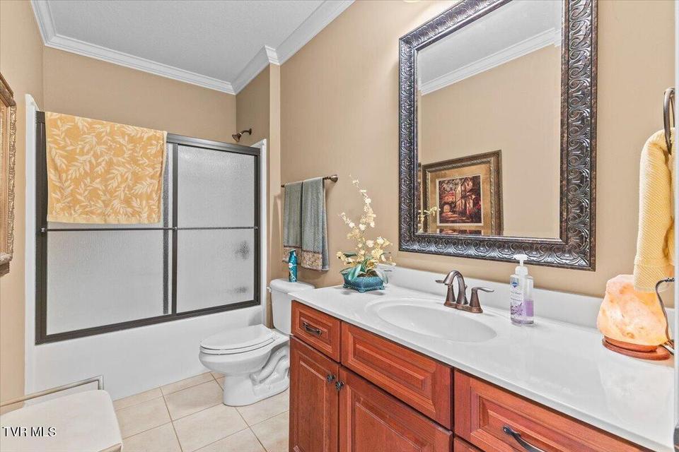 Photo #44: 216 Bridgewater Court