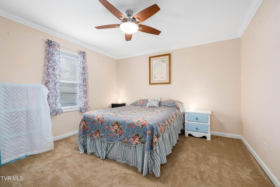 Photo #30: 3402 Walnut Street