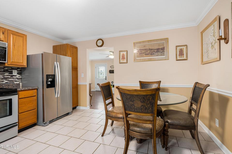 Photo #23: 3402 Walnut Street