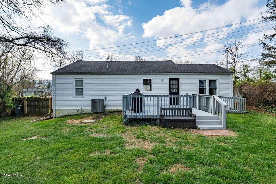 Photo #6: 3402 Walnut Street