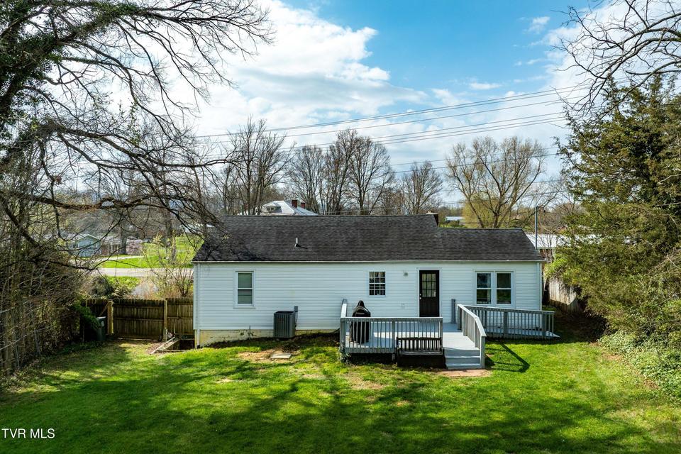 Photo #41: 3402 Walnut Street