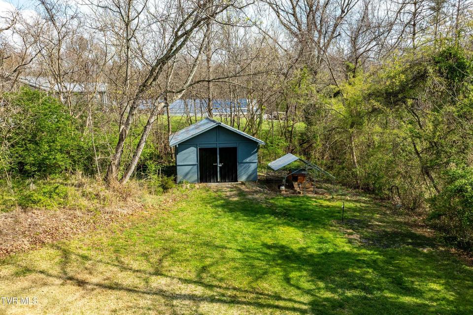 Photo #11: 3402 Walnut Street