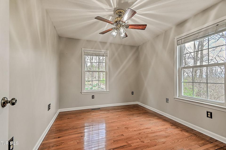 Photo #17: 175 Amberwood Drive