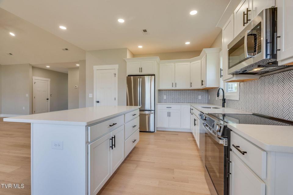 Photo #11: 306 Ty'S Place