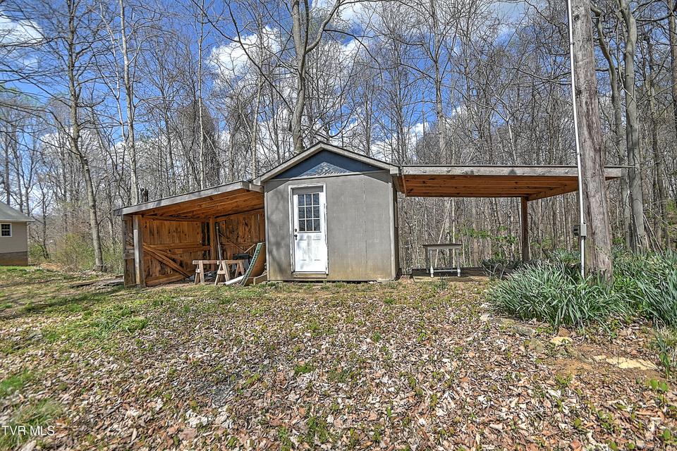 Photo #38: 175 Amberwood Drive