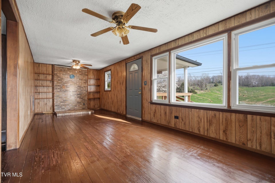 Photo #7: 2376 Highway 81 