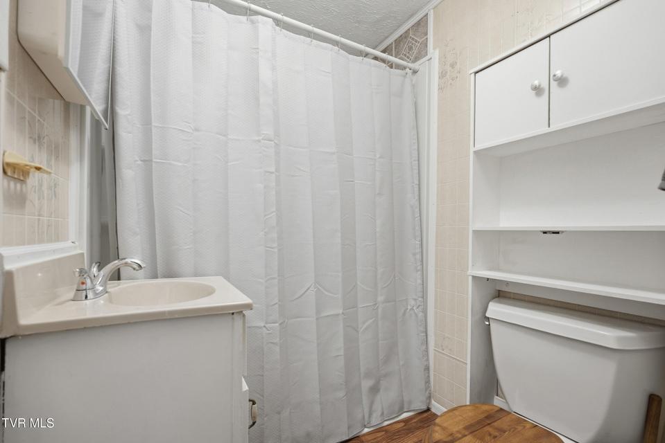 Photo #12: 2376 Highway 81 