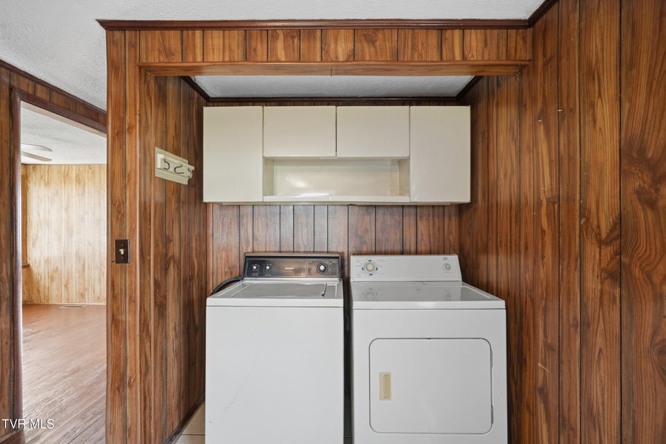 Photo #13: 2376 Highway 81 