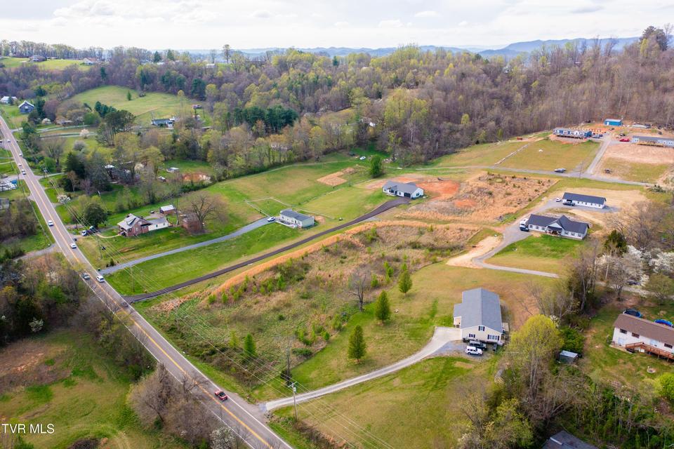 Photo #3: 5036 Memorial Boulevard